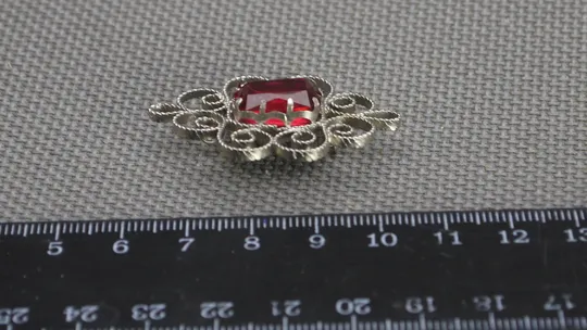Брошка мельхіор скань червоне скло стара радянська біжутерія Вживане Продаж