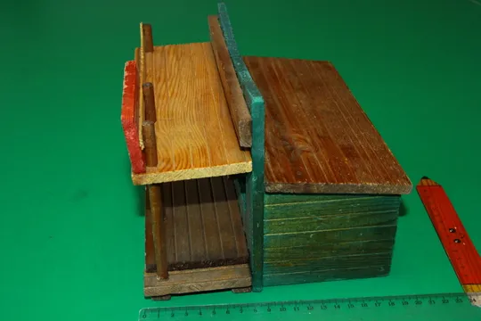 дерев`яний БУДИНОЧОК BANK строение ГДР З аукціону