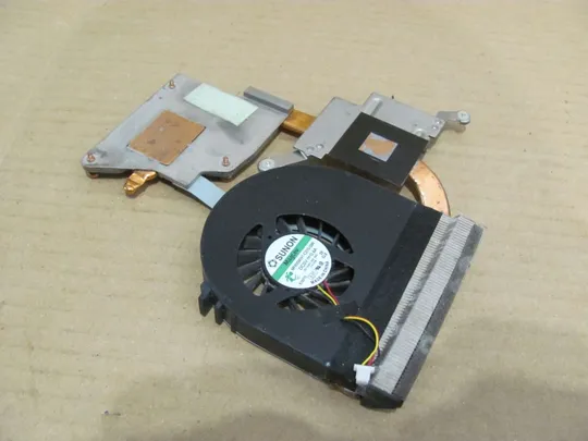 номер0310-27 система охолодження Кулер Охолоджувальний блок Охолоджувальна система Кулери та системи охолодження Охолодження материнської плати cooling system  0GXVT8 60.4IF23.002 для DELL Vostro 3550 оригінал Ціна