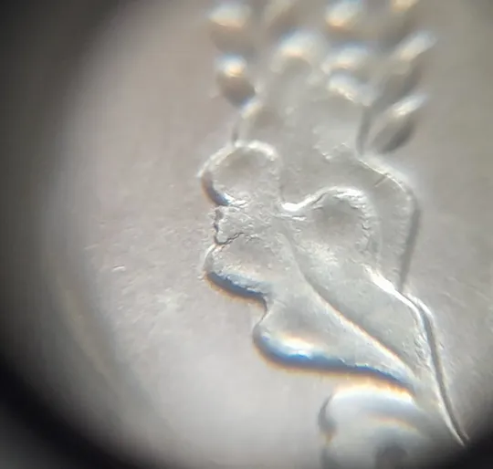 (7077) 10 копійок 2019 різновид викрошок і розколів на аверсі (10 копеек 2019 брак) Продаж