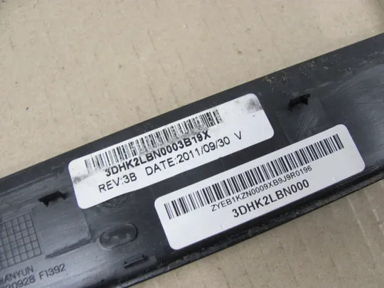 410-15 рамка матриці 3DHK2LBN000 EAHK2004010  для  SONY VAIO  PCG-91311M VPCEJ  PCG-91211M  оригінал Характеристики