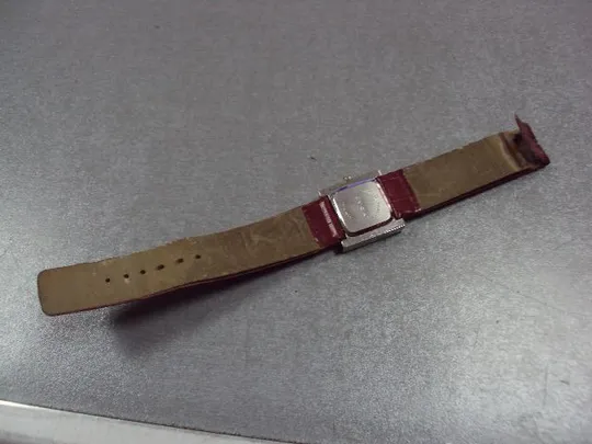 Женские наручные часы Avon quartz Japan кварц ейвон Япония с браслетом №13025 З аукціону