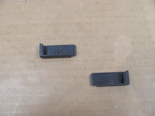 номер0088-9 комплектуюче кріплення заглушки  для Dell Latitude 14 Rugged 7404 7414 оригінал Ціна