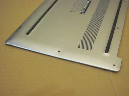 номер0917-22 корпус корито дно піддон корпуса нижний корпус (дно) для ноутбука низ 0YHD18 AM1BG000703 для DELL XPS 15 9550 9560 Precision 5510 M5510 M5520 оригінал Продаж