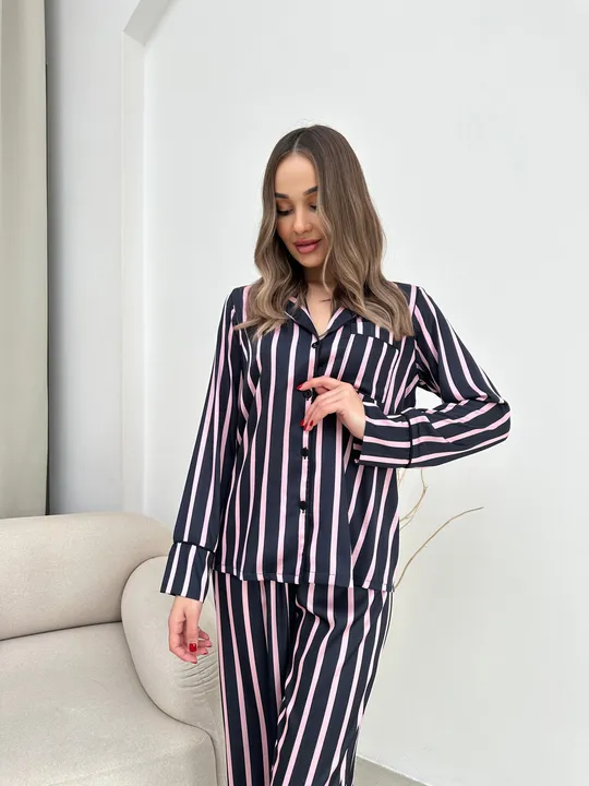 Комплект домашній костюм сорочка і штани Christel 129 шовк Армані в смужку чорний S Недорого