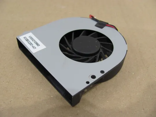 номер0314-30 Вентилятор (кулер, FAN) V000210960 6033B0022801 для Toshiba Satellite C655, C650, L650 оригінал Інтернет-аукціон