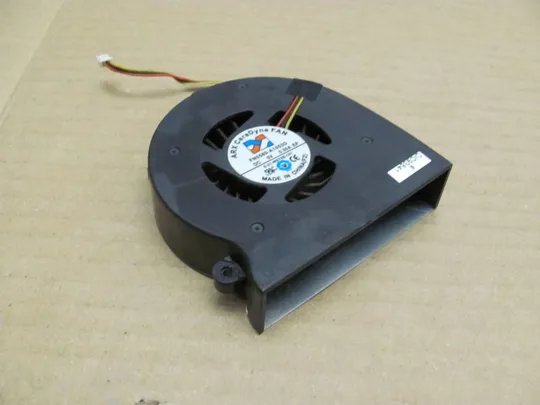 555-8 Вентилятор (кулер, FAN) для Clevo W87CU оригінал З аукціону