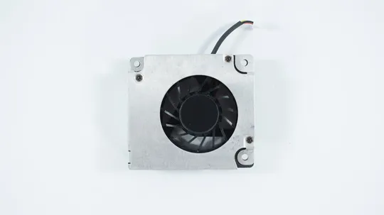 Оригінальний вентилятор для ноутбука DELL D810 Precision M70, DC 5V 1.3W, 3pin (SUNON GB0505PHV1-8A 11.B1216.F.GN.C910) (Кулер) Ціна