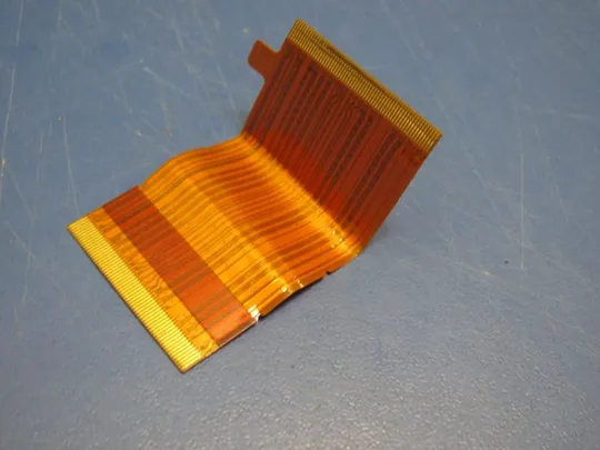 №124-15 шлейф CP507181-Z3 для FUJITSU CELSIUS H920 H910 оригінал Інтернет-аукціон