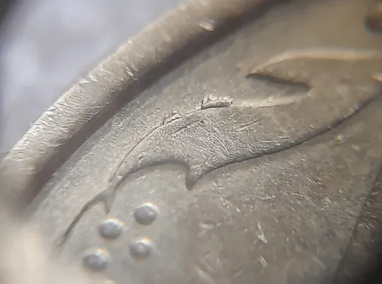 (5246) 50 копійок 1994 1.1АЕк різновид викрошок на вінку між 7 та 8 гронами (50 копеек 1994 1.1АЕк брак) Продаж