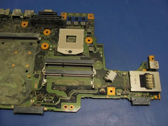 №124-7 материнська плата CP562610-Z1 РОБОЧА для FUJITSU CELSIUS H920 оригінал Інтернет-аукціон