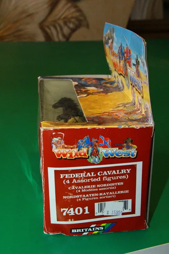 КАВАЛЕРІЯ СОЮЗУ ПІВНІЧНИХ ШТАТІВ кавалеристы BRITAINS 54мм Англія  НАБІР №7401 З аукціону