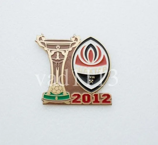 Футбол значок - Чемпион Украины 2012 года Шахтер Донецк. Ціна