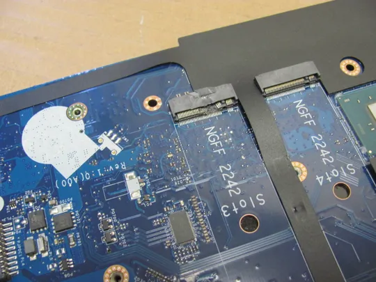 номер1000-6 материнська плата Mainboard Материнка Основна плата Системна плата Плата системи Laptop motherboard мамка ноутбучна плата CAP10 LA-E321P i7-7820HQ SR32N для Dell Precision 7710 7720 оригінал в Україні