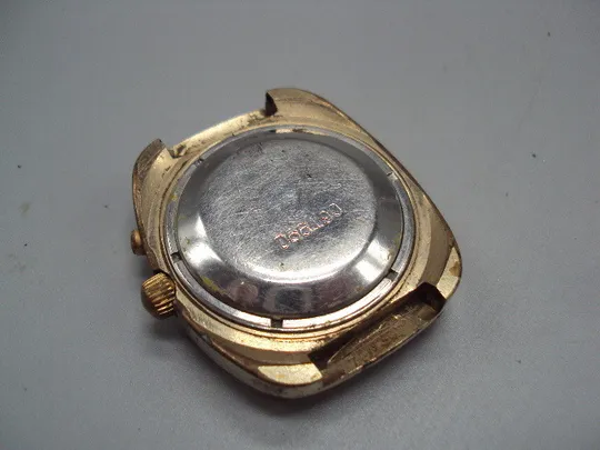 Наручные часы Секунда 26 камней календарь ссср Seconda automatic позолота Аu10 не на ходу №15904 в Україні