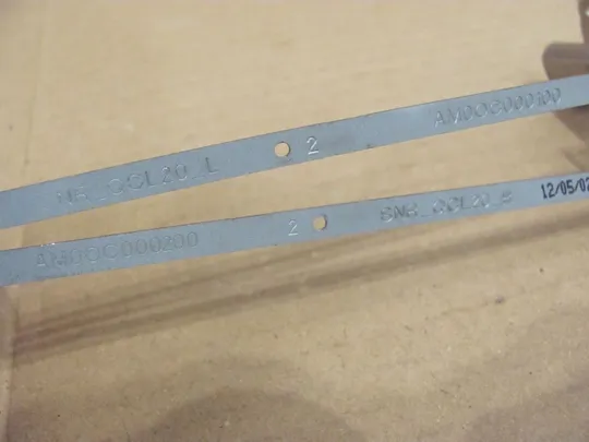 8-27 кріплення з петлями AM0OC000200 для Dell VOSTRO 3560 V3560 оригінал Інтернет-аукціон