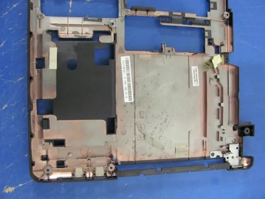 №235-7 Кришка дно піддон корпуса 13N0-1BA0611 для Medion Akoya E6412T оригінал Недорого