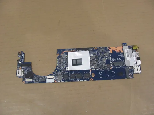 826-43 материнська плата 923768-601 SR342  i5-7200U 6050A2863101 для HP Elite X2 1012 G2  оригінал Ціна