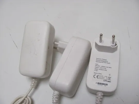 0782 адаптер живлення  W 724V 12.V 2.5A  3 шт НІМЕЧЧИНА Інтернет-аукціон