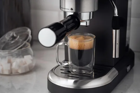 Кофеварка рожковая Ardesto YCM-E1502 1350 Вт черная Інтернет-аукціон