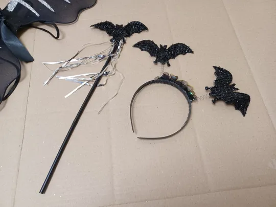 Купити маскарадний костюм  кажана-вампіра  (ящик 27)