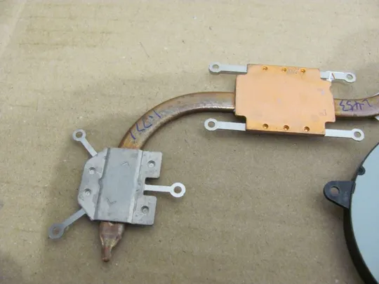 номер0523-10 система охолодження 13N0-TFA0801 13NX0030AM0101 для Asus P2530 P2538 P553U P553UA P553UJ Охолоджувальна система Кулери та системи охолодження Охолодження материнської плати cooling system Кулер Охолоджувальний блок оригінал Недорого