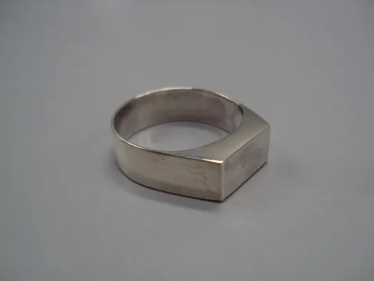 Мужское кольцо перстень печатка прямоугольник серебро 925 проба вес 9,78 г 24 размер новое №14409 Де купити