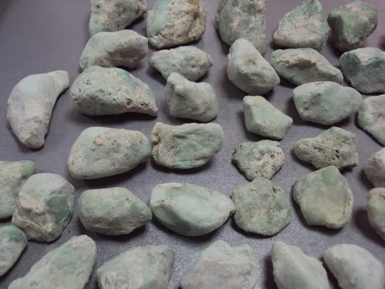 Камни минералы Варисцит необработанный вес 2 кг 708 грамм лот №11837 Де купити