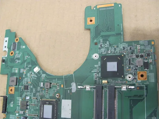 номер0032-12 материнська плата Mainboard Материнка Основна плата Системна плата Плата системи Laptop motherboard мамка  ноутбучна плата  SR04G i5-2410M 48.4ND01.011 для Dell VOSTRO V131 оригінал Інтернет-аукціон