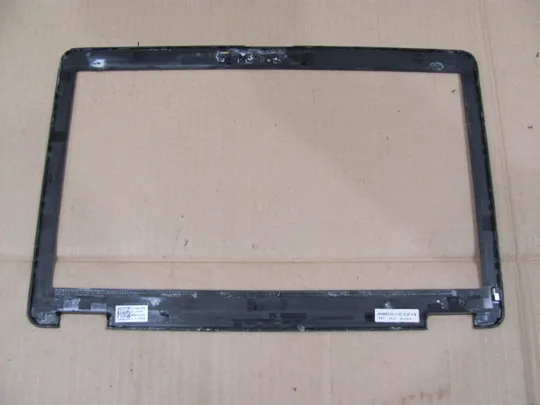 Купити 750-31 рамка матриці 0T0G05 AP0VI000B10 для DELL Latitude E6540 оригінал