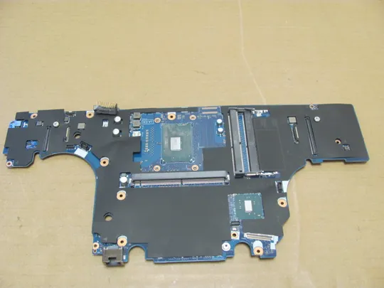 номер0984-4 материнська плата Mainboard Материнка Основна плата Системна плата Плата системи Laptop motherboard мамка ноутбучна плата  i7-7820HQ SR32N CAP00 LA-E311P для Dell Precision 7520 оригінал Ціна