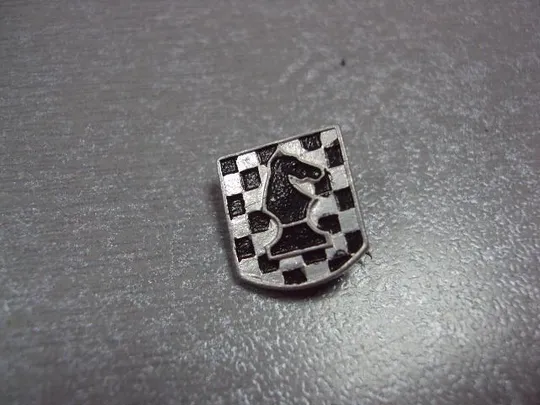 знак шахматы конь лот 3 шт №10138 Продаж