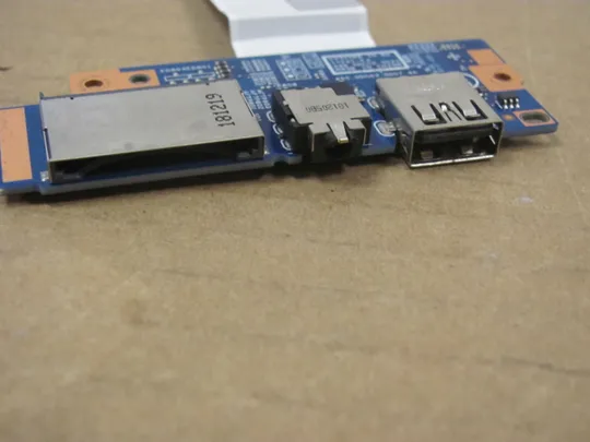 номер0881-20 плата USB CardRead  AUDIO 448.0DC06.0041 450.0DB04.0002 для Lenovo V130-15 V130-15IKB V330-15 оригінал Де купити