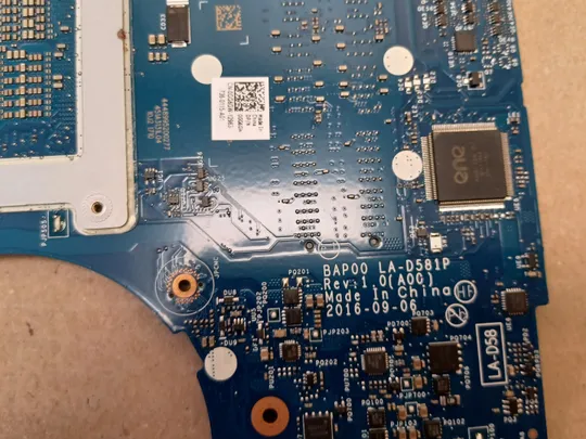 номер1058-18 материнська плата  BAP00 LA-D581P SR32Q i7-7700HQ для Dell Alienware 13 R3 Mainboard Материнка Основна плата Системна плата Плата системи Laptop motherboard мамка ноутбучна плата оригінал Торговий майданчик