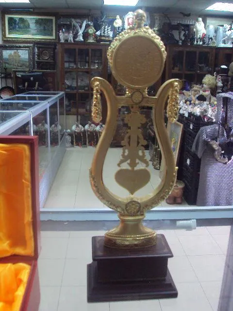 часы настольные позолота китай футляр 41х10 №4803 Де купити