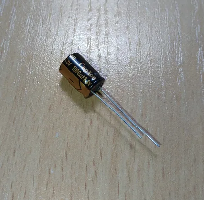 фото, Конденсатор електролітичний CapXon 1000uf 6.3v 105c LOW ESR 8x12мм