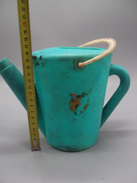 Лейка поливалка детская поливальник верблюд пластик ссср высота 16 см, диаметр 13,2 см №15632 З аукціону