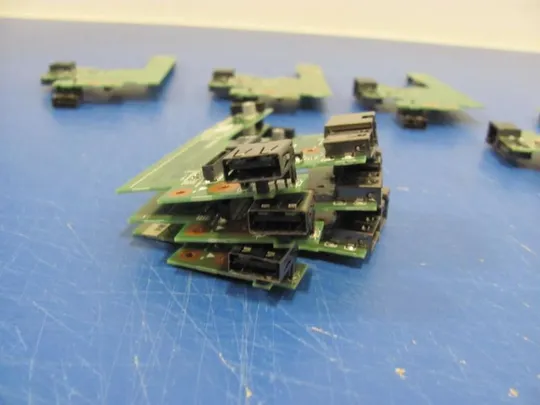 №189-10 Плата USB, LAN 04X4864 48.4LH08.011 48.4LH07.011 для LENOVO L540 оригінал З аукціону