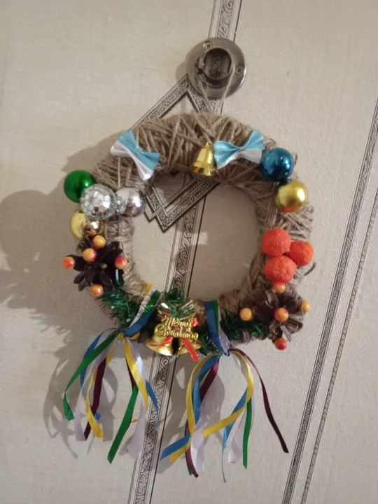 Вінок новорічний ручної роботи З аукціону