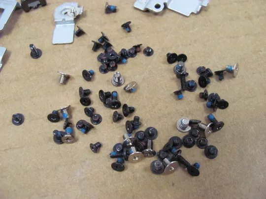 862-16 комплектуюче кріплення гвинти   для Dell Latitude 5500 5510 5511 Precision 3540 3541 3551 оригінал З аукціону