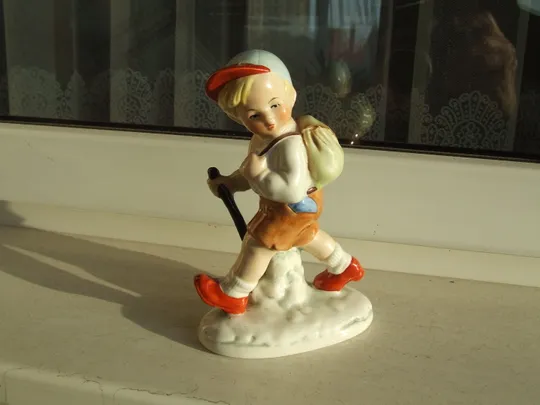 Девушка  НЮ раз. 20 х 10 см. 1960 гг. Гологазо Венгрия.  и много другого. Інтернет-аукціон