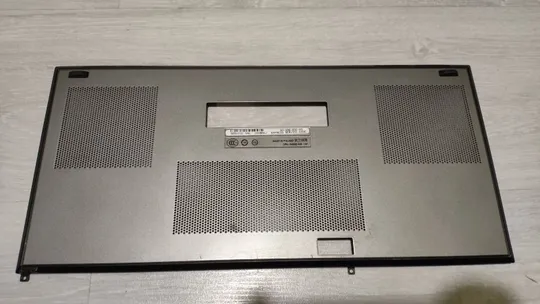 сервісна кришка Dell M6500 Ціна