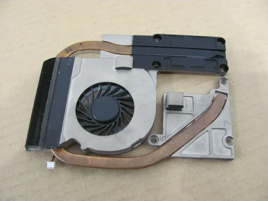 8-7 система охолодження 06HNV7 для Dell VOSTRO 3560 V3560 оригінал Де купити