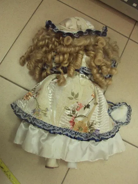 Фарфоровая кукла девочка с сумкой №465п Недорого