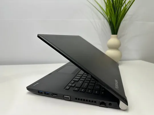 1576 Toshiba Tecra A40-C 14&quot; FHD i7-6600u 2.8Ghz / 8Gb / 240ssd / WebCam / Ledkeyboard  + блок живлення Інтернет-аукціон