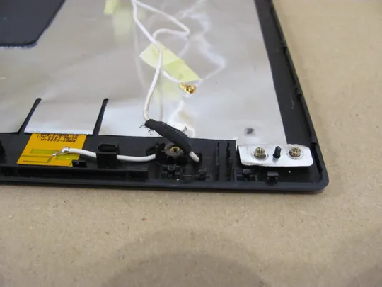 407-11 кришка матриці BA75-03355A   для  Samsung NP305 NP305E7A  305E   оригінал Інтернет-аукціон