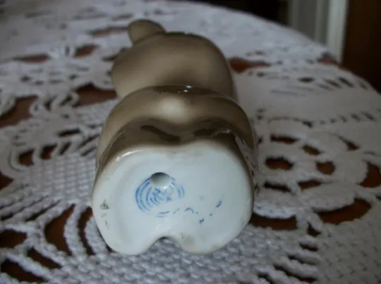 Купити Фигурка Мишка Олимпийский с клеймом [высота-13х6х4-см] фарфор, в конце 1970-х годов