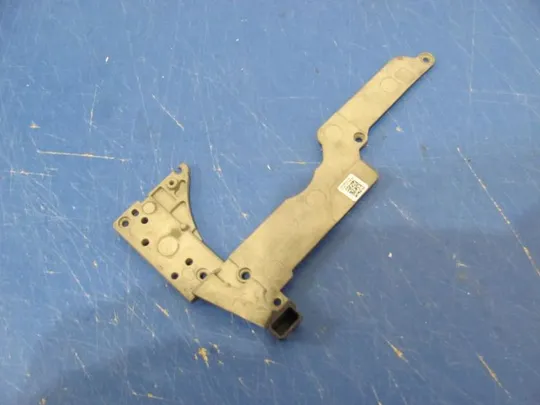 №201-8 кріплення корпуса EA0M1000200 0KCJ75 для DELL LATITUDE E5530 оригінал Ціна