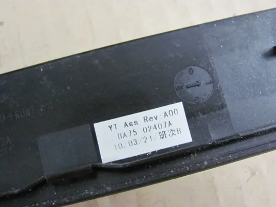 номер0249-43  рамка матриці matrix frame Окантовка дисплея Рамка екрана Корпус рамка матриці   BA75-02407A для  Samsung R425 R430 оригінал Інтернет-аукціон