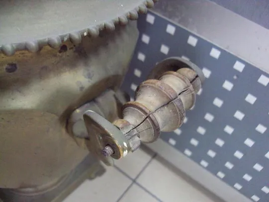 Самовар усеченная рюмка братья Воронцовы высота 46 см З аукціону